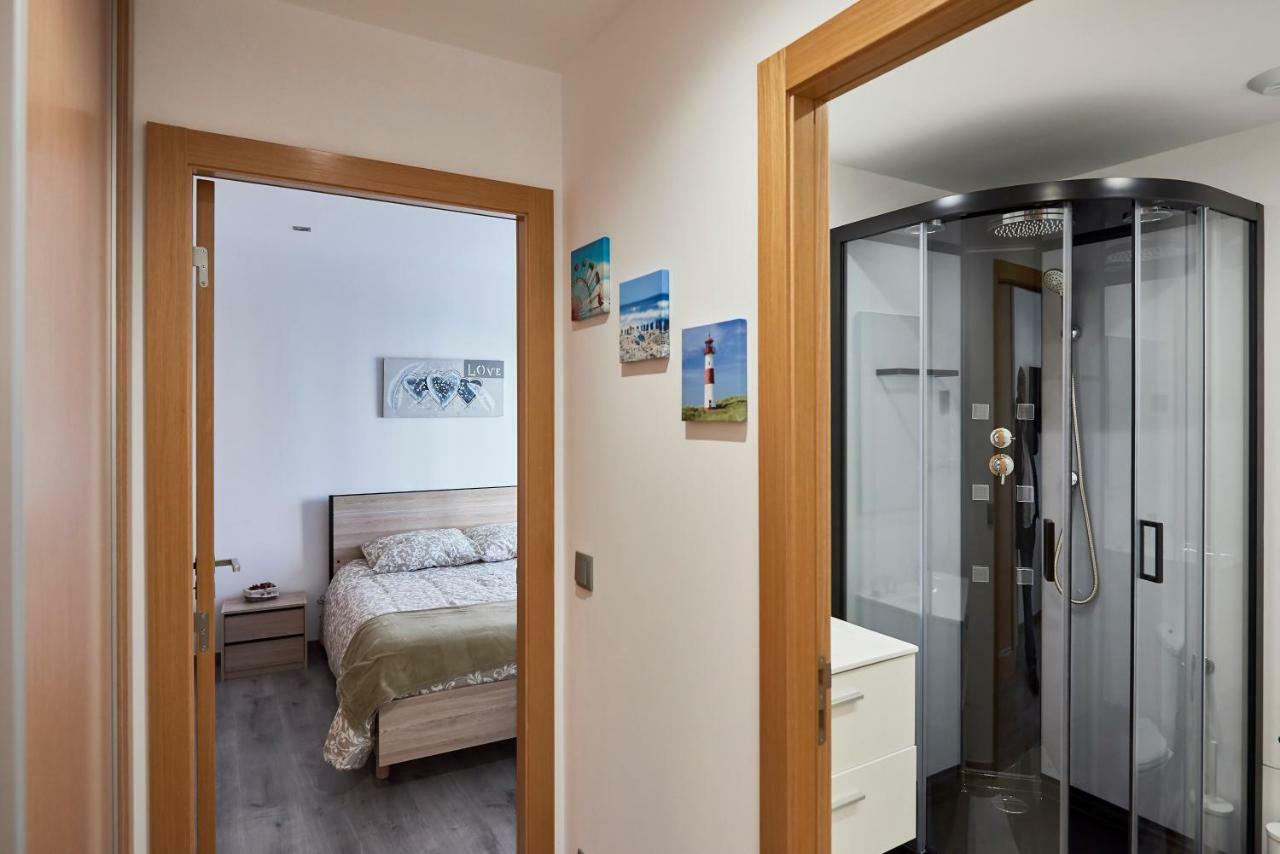 Appartement 1-4 Pers - Proche Paris, Cdg, Grand Paris Arena - A L'Ombre Du Pin "5" Le Pin  Exterior photo
